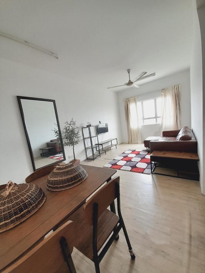 Adinda Homestay 쿠알라트렝가누 외부 사진
